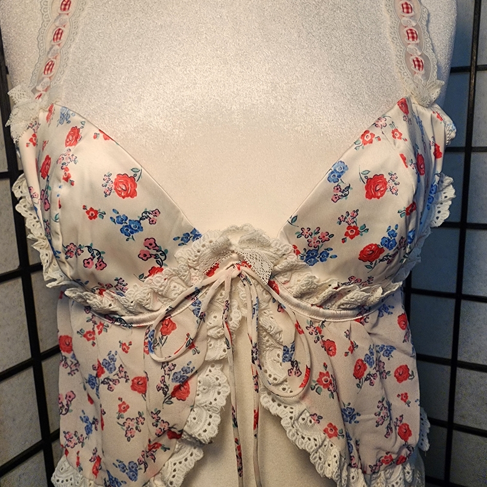 NWT For Love And Lemons Floral Lace Top